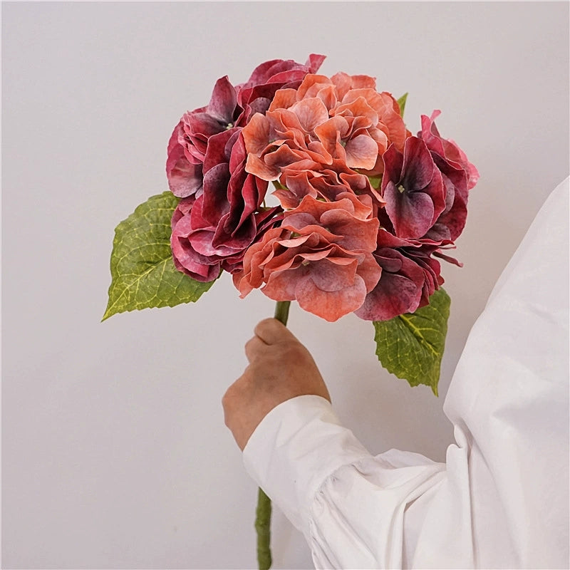 008Wabi-Sabi Real Touch Hydrangea Bouquet, Faux Artificial Hydrangea Flowers, Decorative Floral Arrangement for Dining Table Centerpiece, Home Decor & Wedding Scene Styling