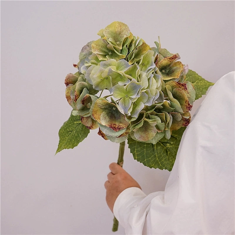 008Wabi-Sabi Real Touch Hydrangea Bouquet, Faux Artificial Hydrangea Flowers, Decorative Floral Arrangement for Dining Table Centerpiece, Home Decor & Wedding Scene Styling