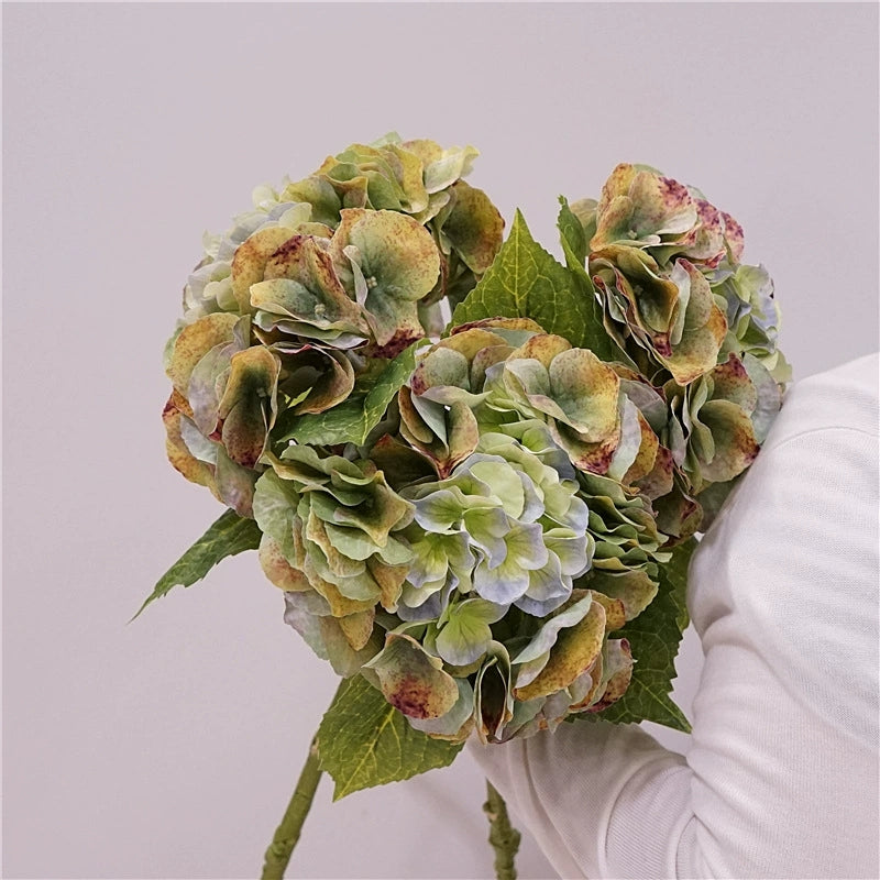 008Wabi-Sabi Real Touch Hydrangea Bouquet, Faux Artificial Hydrangea Flowers, Decorative Floral Arrangement for Dining Table Centerpiece, Home Decor & Wedding Scene Styling