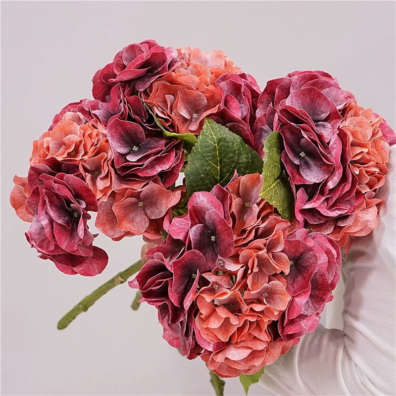 008Wabi-Sabi Real Touch Hydrangea Bouquet, Faux Artificial Hydrangea Flowers, Decorative Floral Arrangement for Dining Table Centerpiece, Home Decor & Wedding Scene Styling
